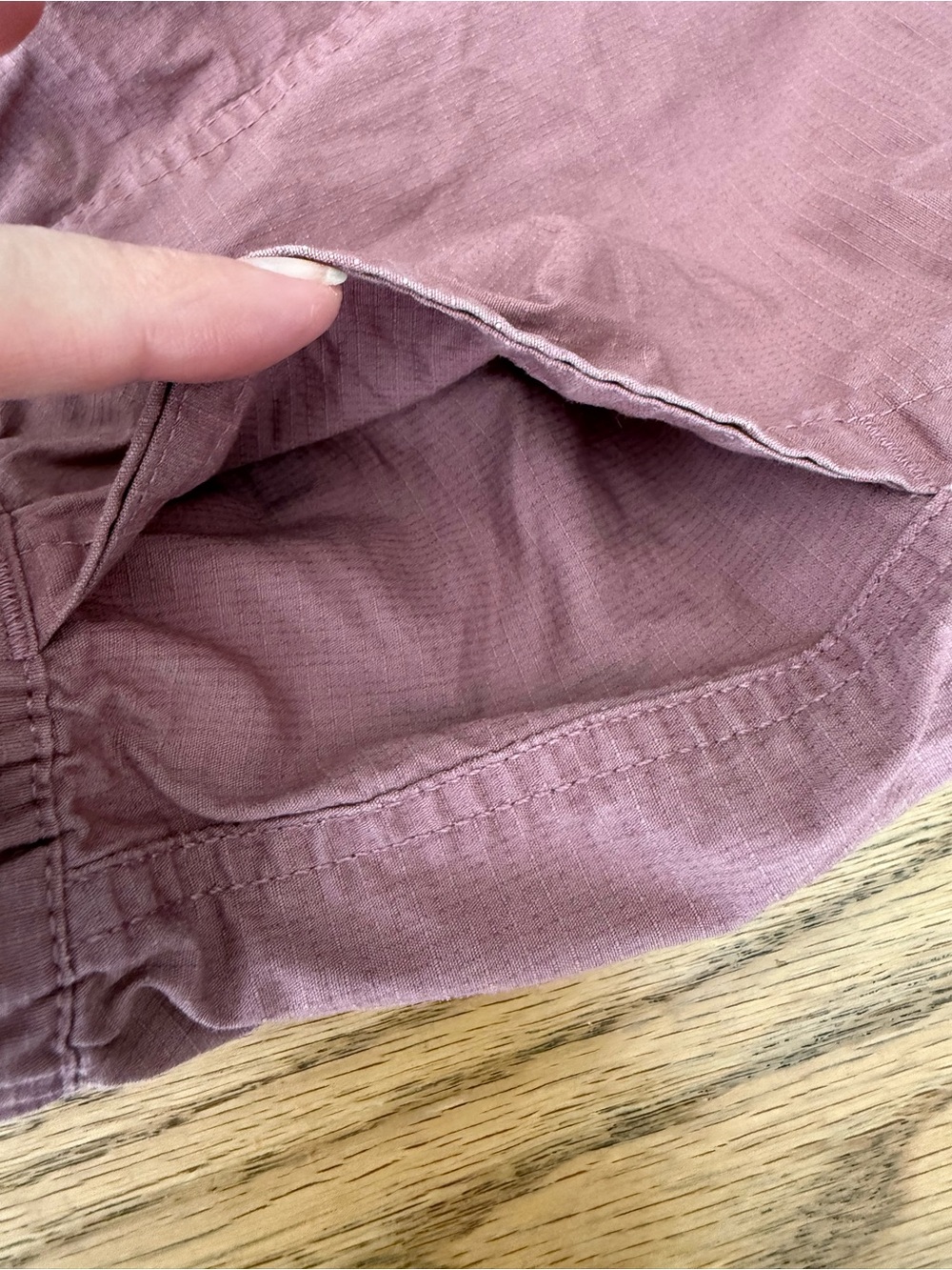 Vuori Women's vintage ripstop Athletic Shorts - Dusty Mauve pink Sz M - Picture 13 of 14